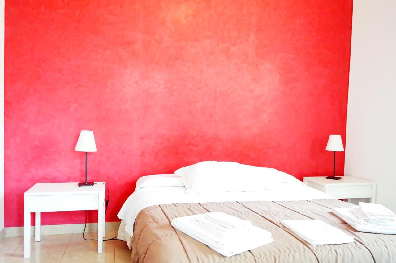 Bed and Breakfast Fourseasons à Lecce Extérieur photo